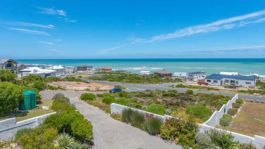 4 Bedroom Property for Sale in Oceanview Heights Western Cape